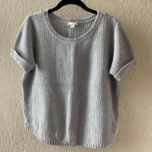 Short-sleeve Sweater